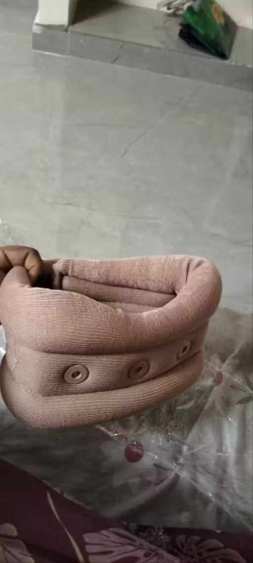 Adjustable Neck Support Brace