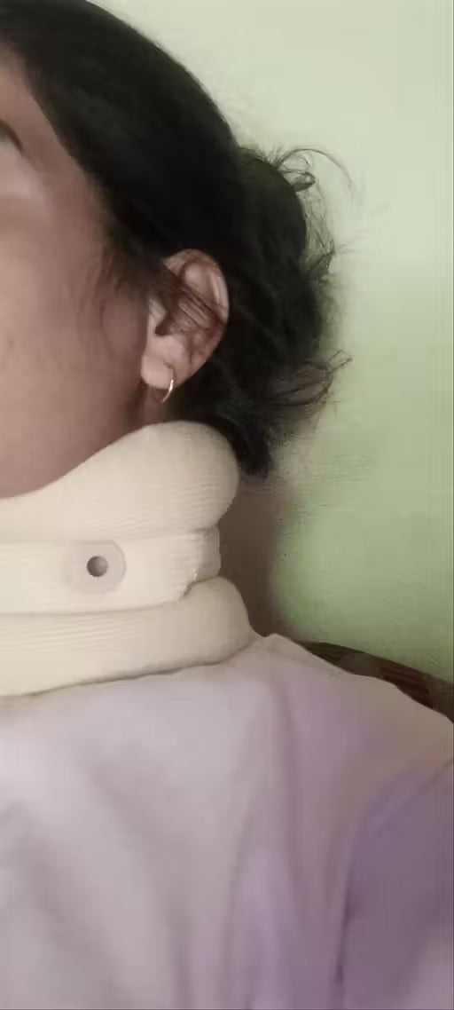 Adjustable Neck Support Brace
